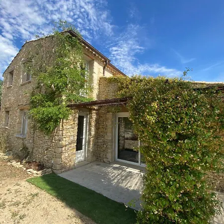 Un Petit Paradis En Provence Dans Le Luberon *