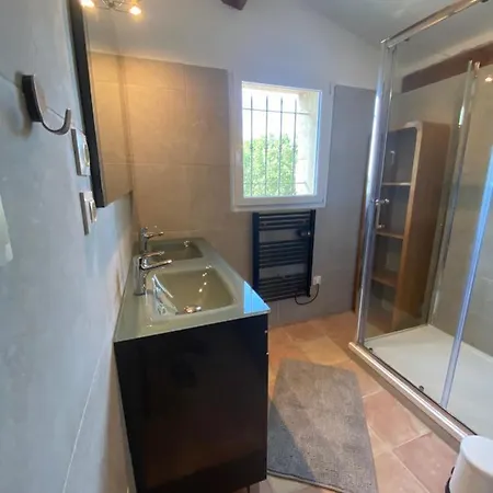 Un Petit Paradis En Provence Dans Le Luberon Villa