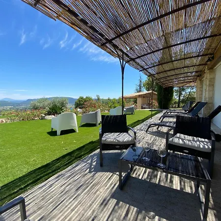 Un Petit Paradis En Provence Dans Le Luberon