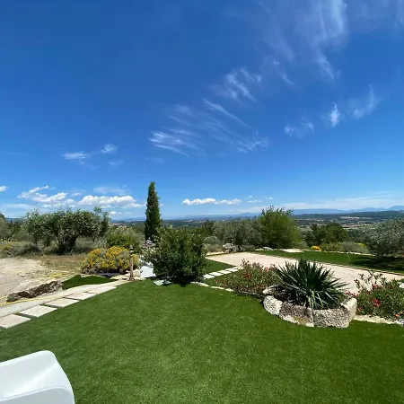 Un Petit Paradis En Provence Dans Le Luberon